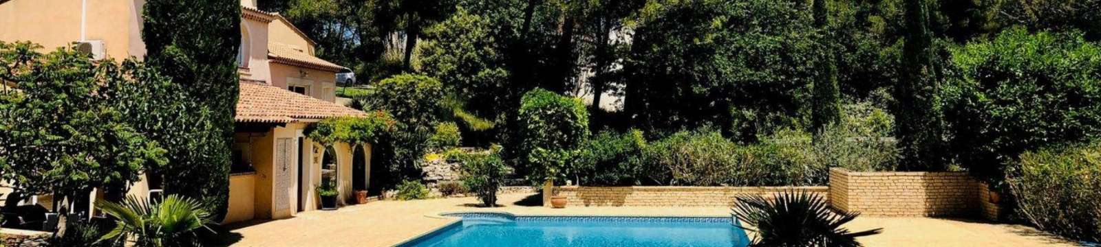 Le Roque Blanc holiday home